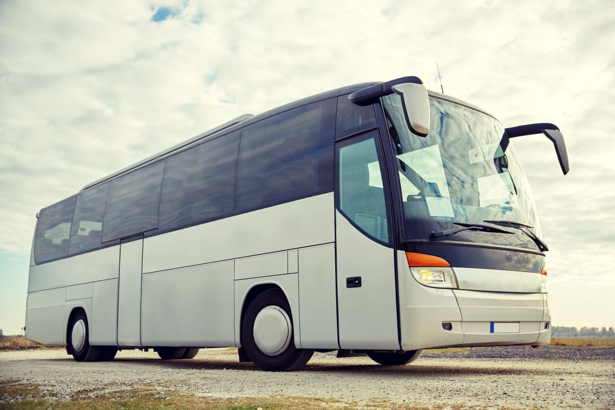 Dlaczego autobus to najlepszy sposób na poruszanie się po mieście?